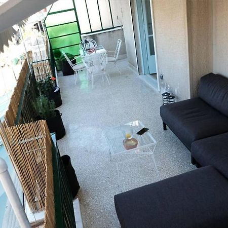The Captains Flat On The Roof Athen Eksteriør bilde